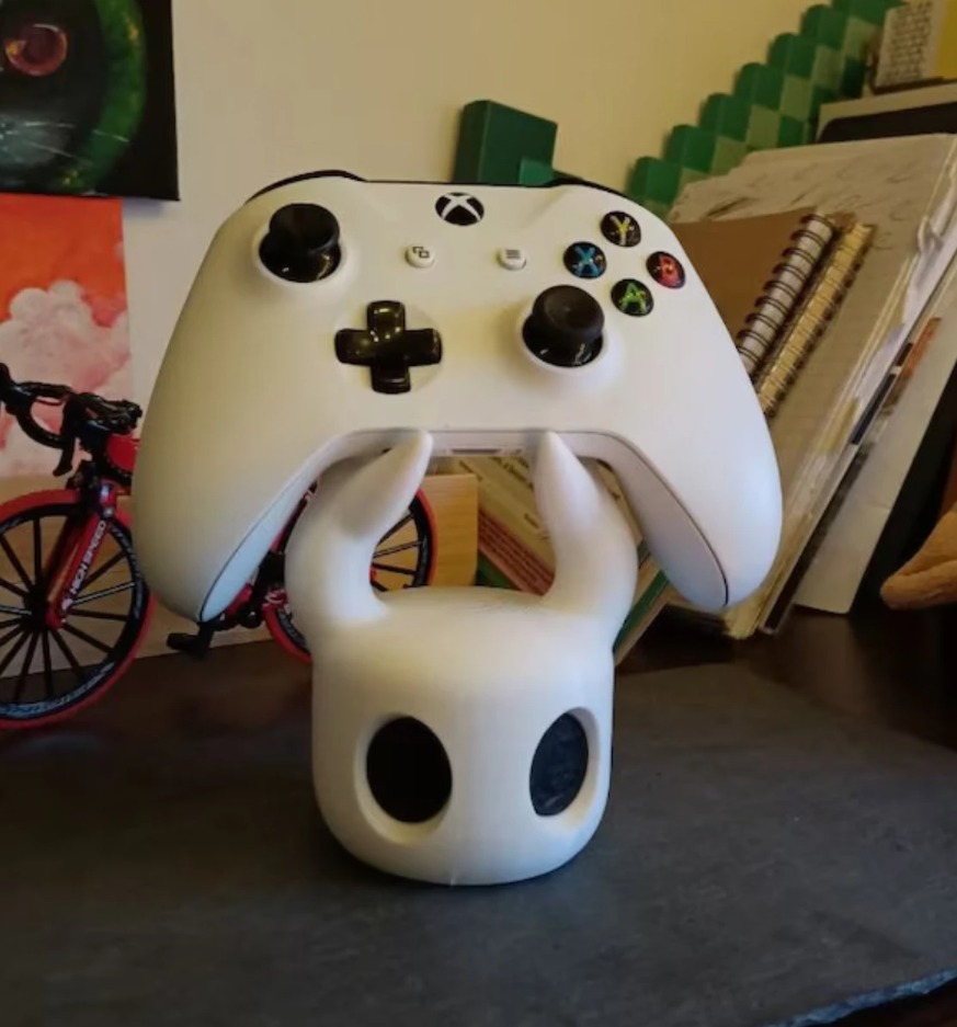 Gaming Controller Ghost Displa - Gaming Console In review and price